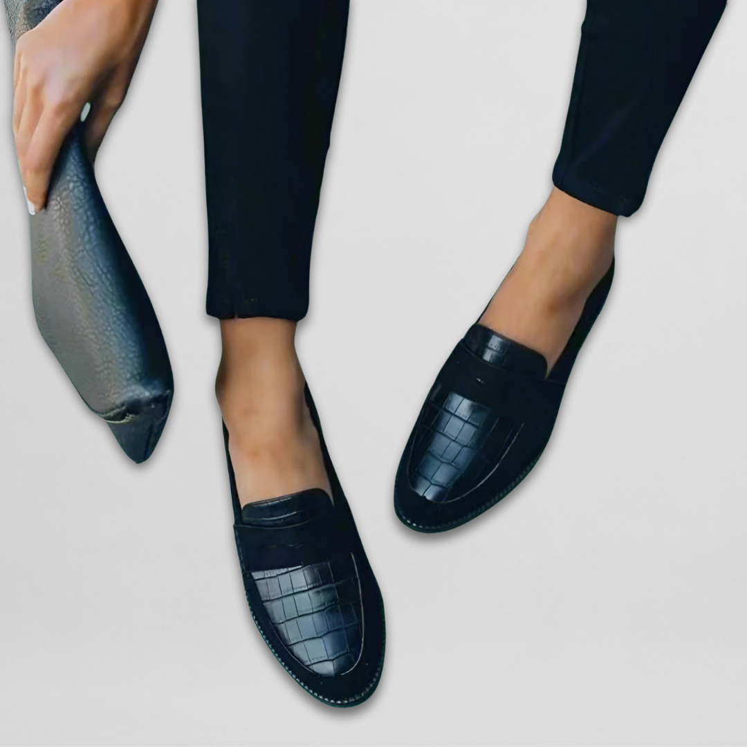 Virelle - Women's Moccasins with Flat Sole