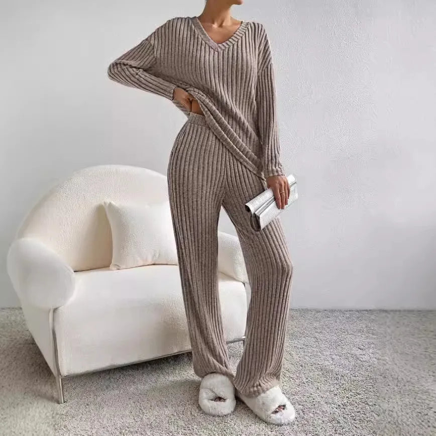 Damen Loungewear-Set Mit V-Ausschnitt | Beque