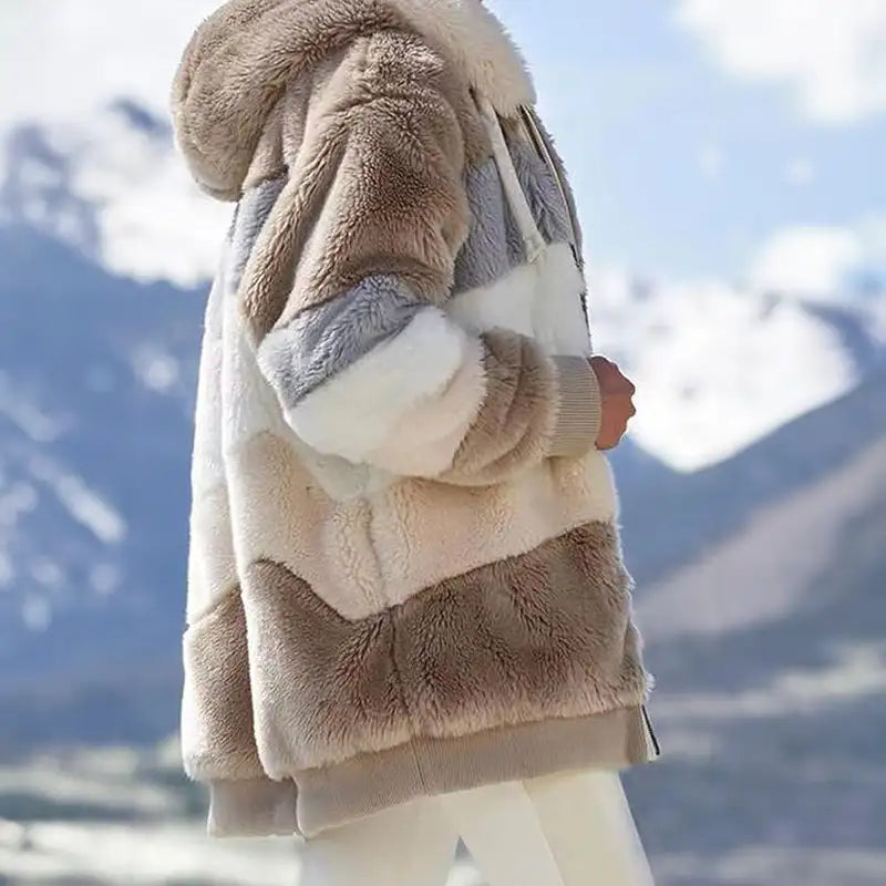 Damen-Winterjacke aus Teddyfell mit Kapuze | Warm