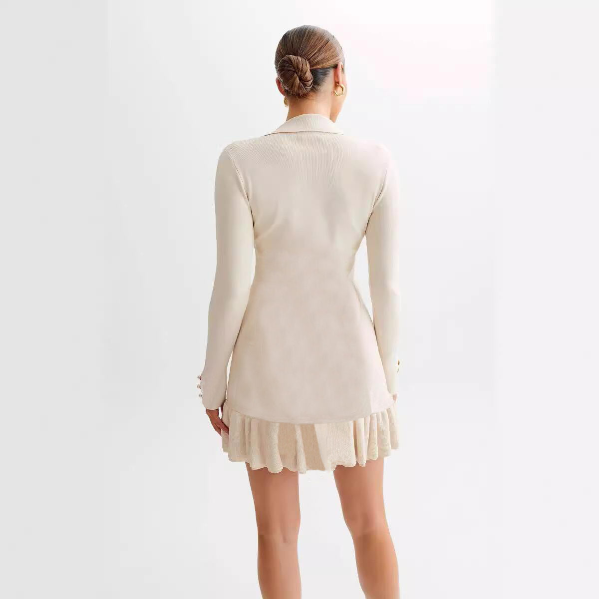 Damen Winterkleid Mit Kragen Und Rüschen Saum | Langarm