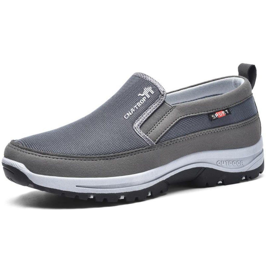Hallenschuhe Herren Slip On | Lässig