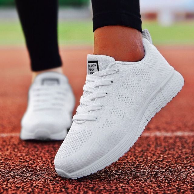 Veltrano – Adidași ușori și comozi