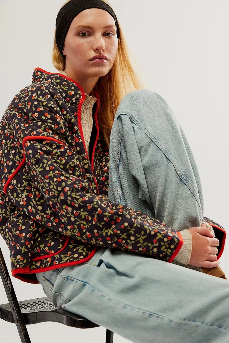 Stepp Übergangsjacke Damen Mit Blumenmuster | Kurz