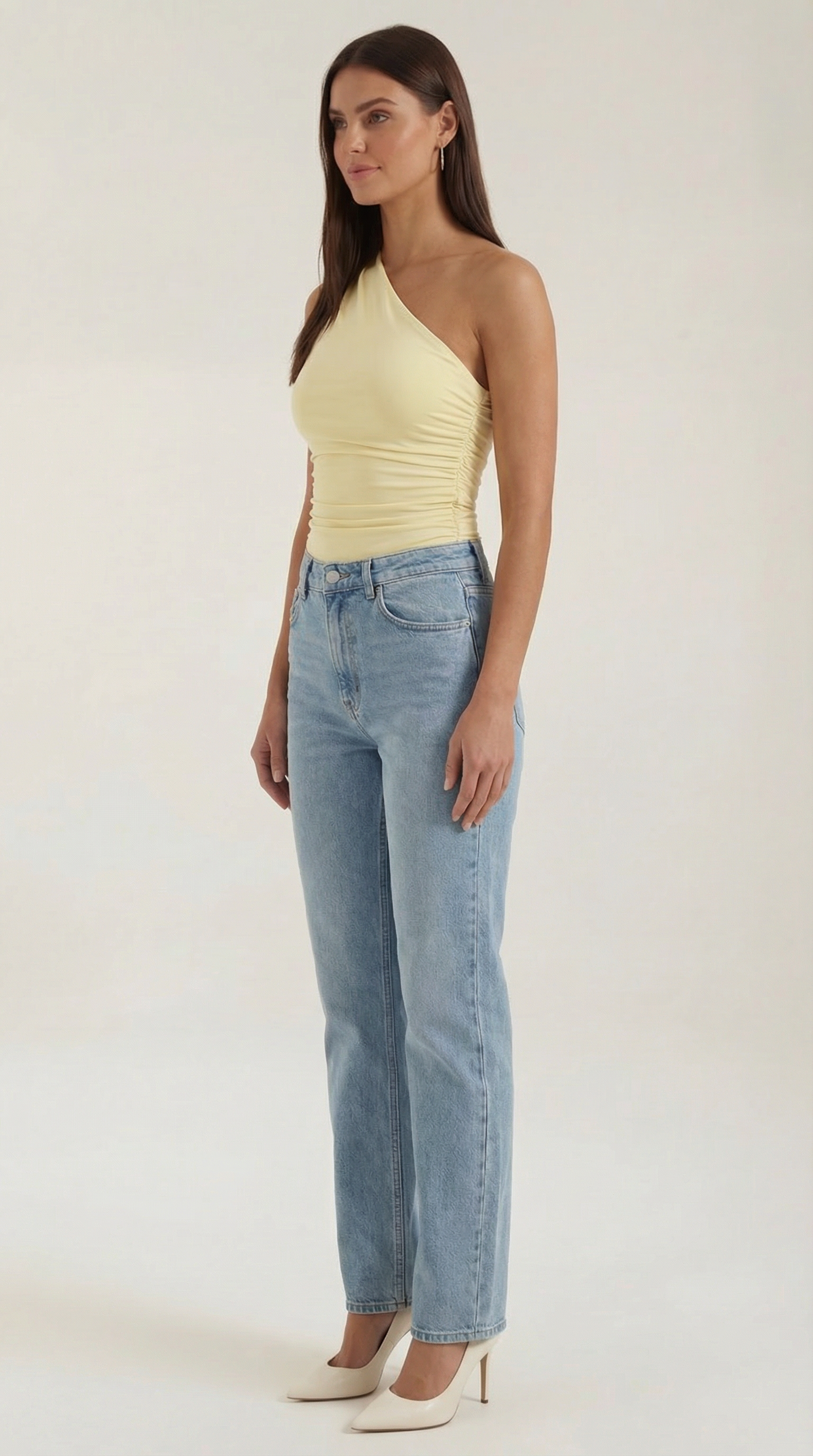 Briona - Top de un hombro sin mangas