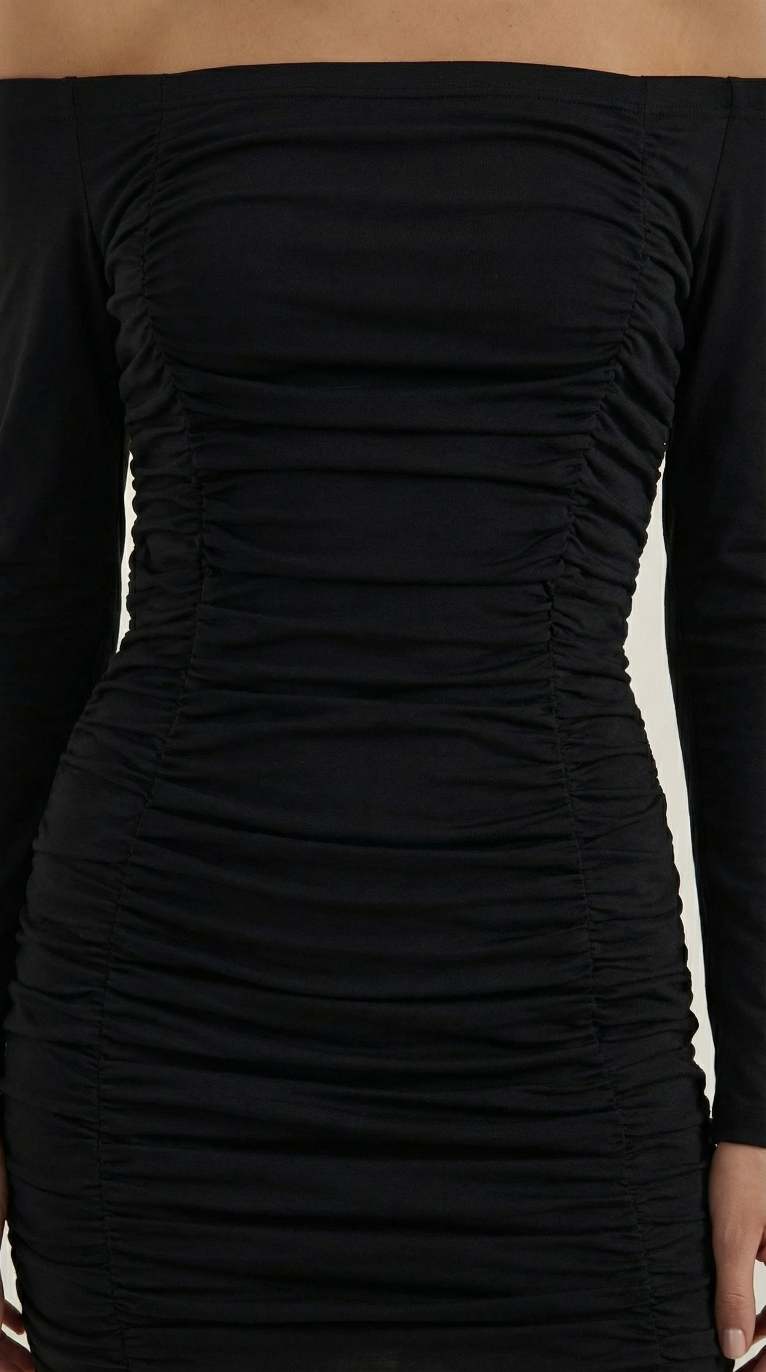 Velmira - Schulterfreies Minikleid
