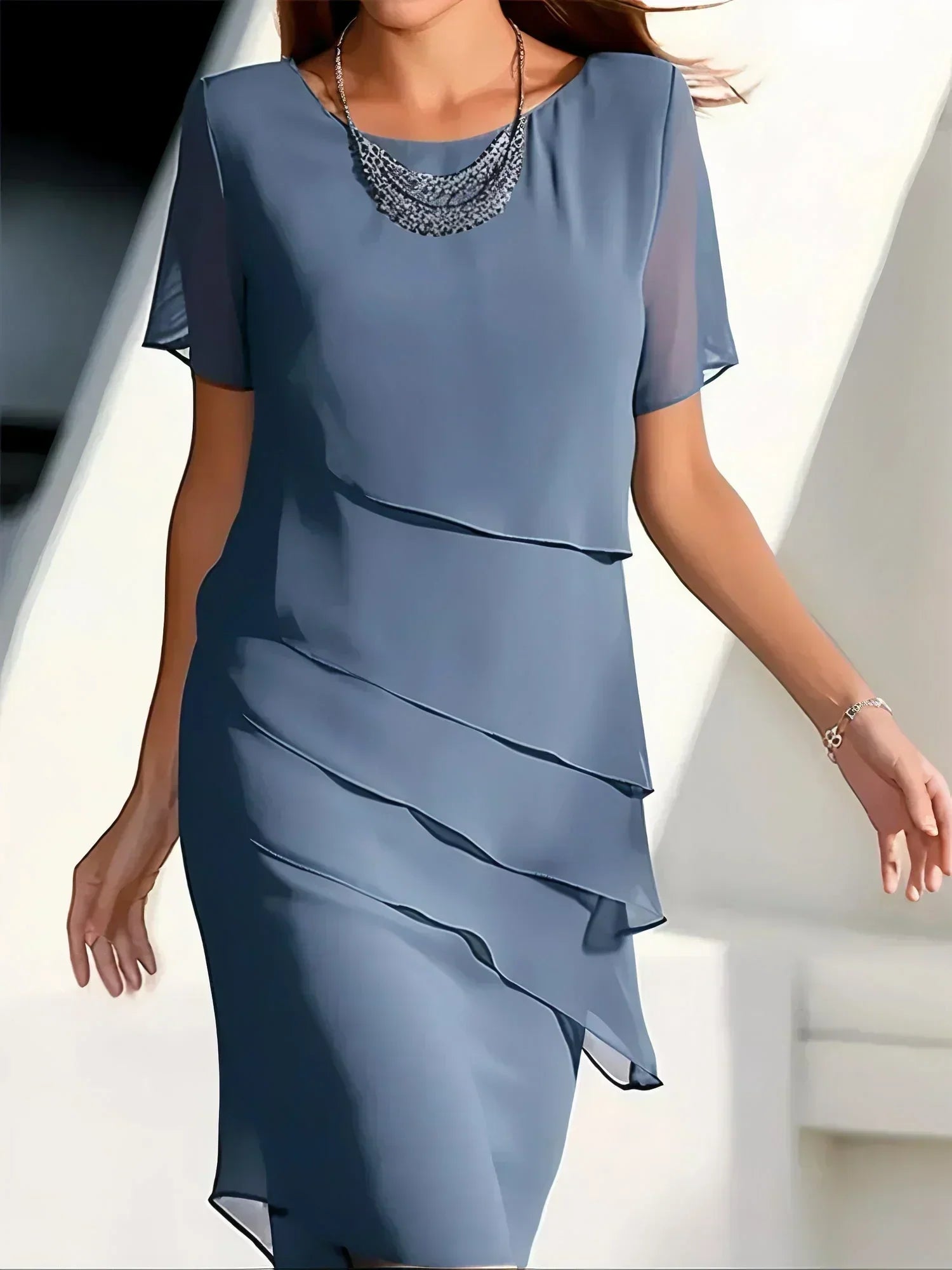Elvaria – Elegante vestito copriventre