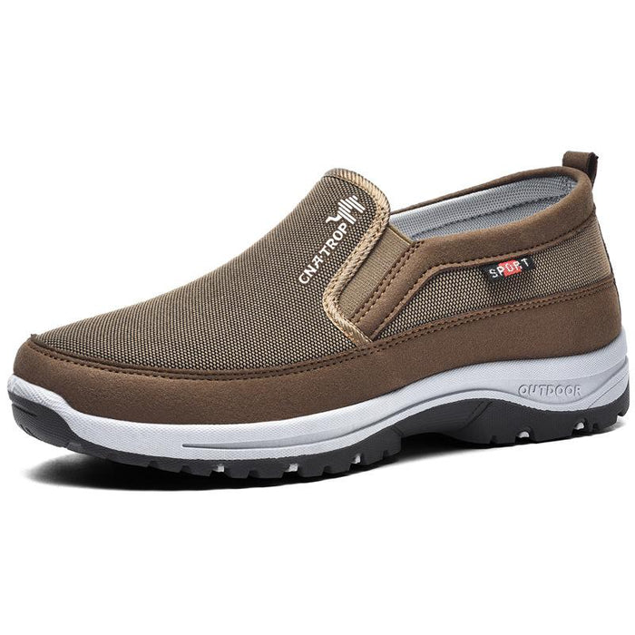 Benjamin - Herren Outdoor-Slipper mit Rutschfester Sohle, Sportliches Design