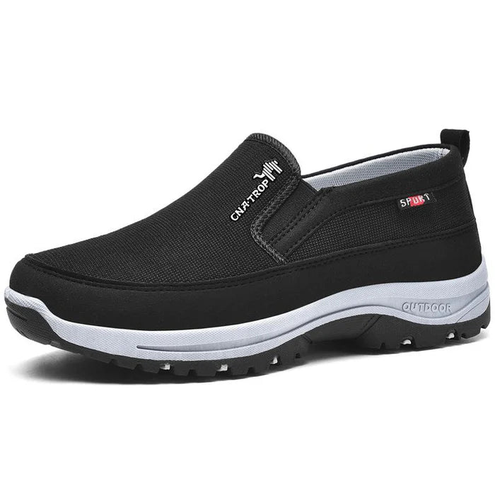 Benjamin - Herren Outdoor-Slipper mit Rutschfester Sohle, Sportliches Design