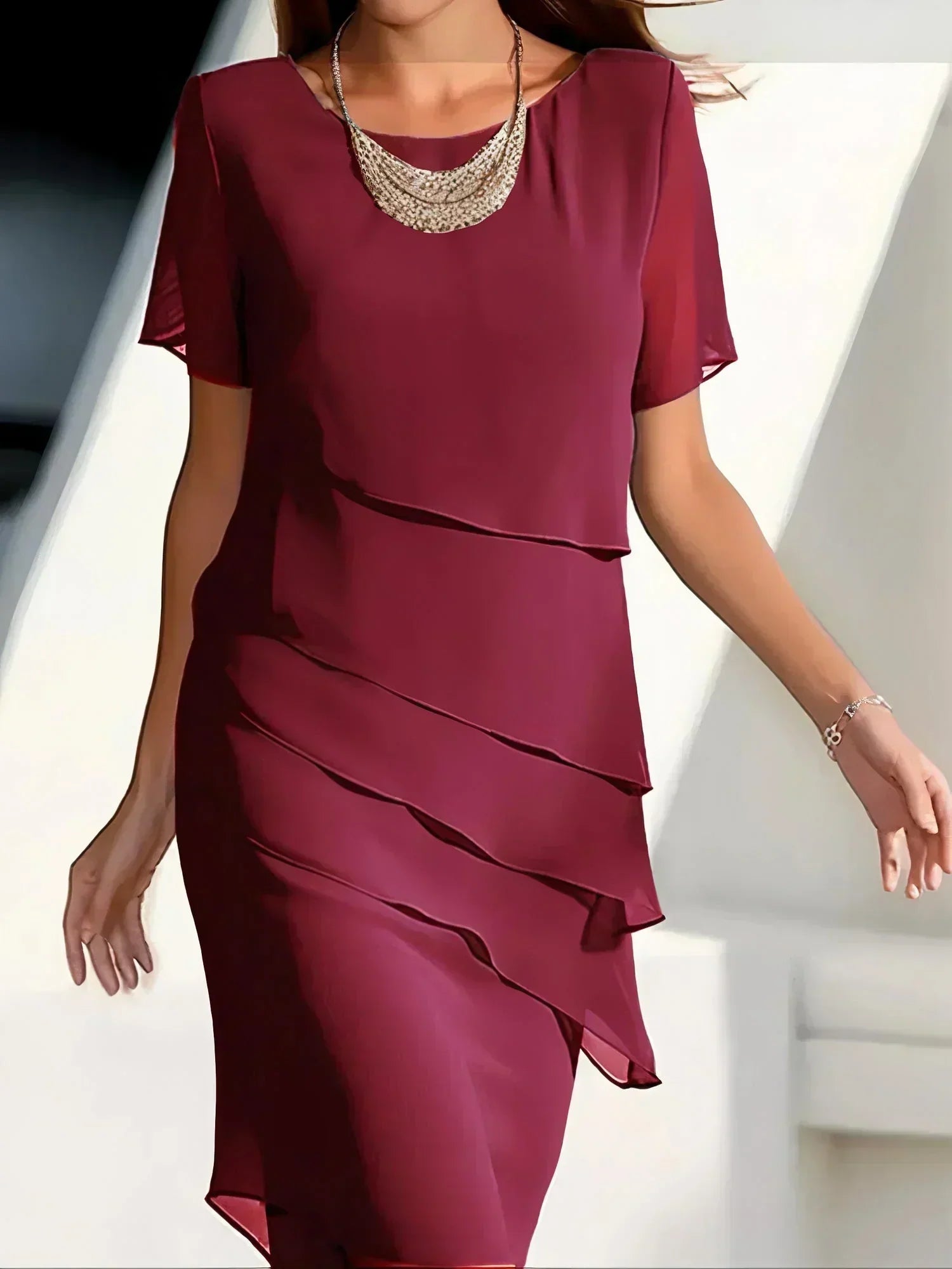 Elvaria – Elegante vestito copriventre