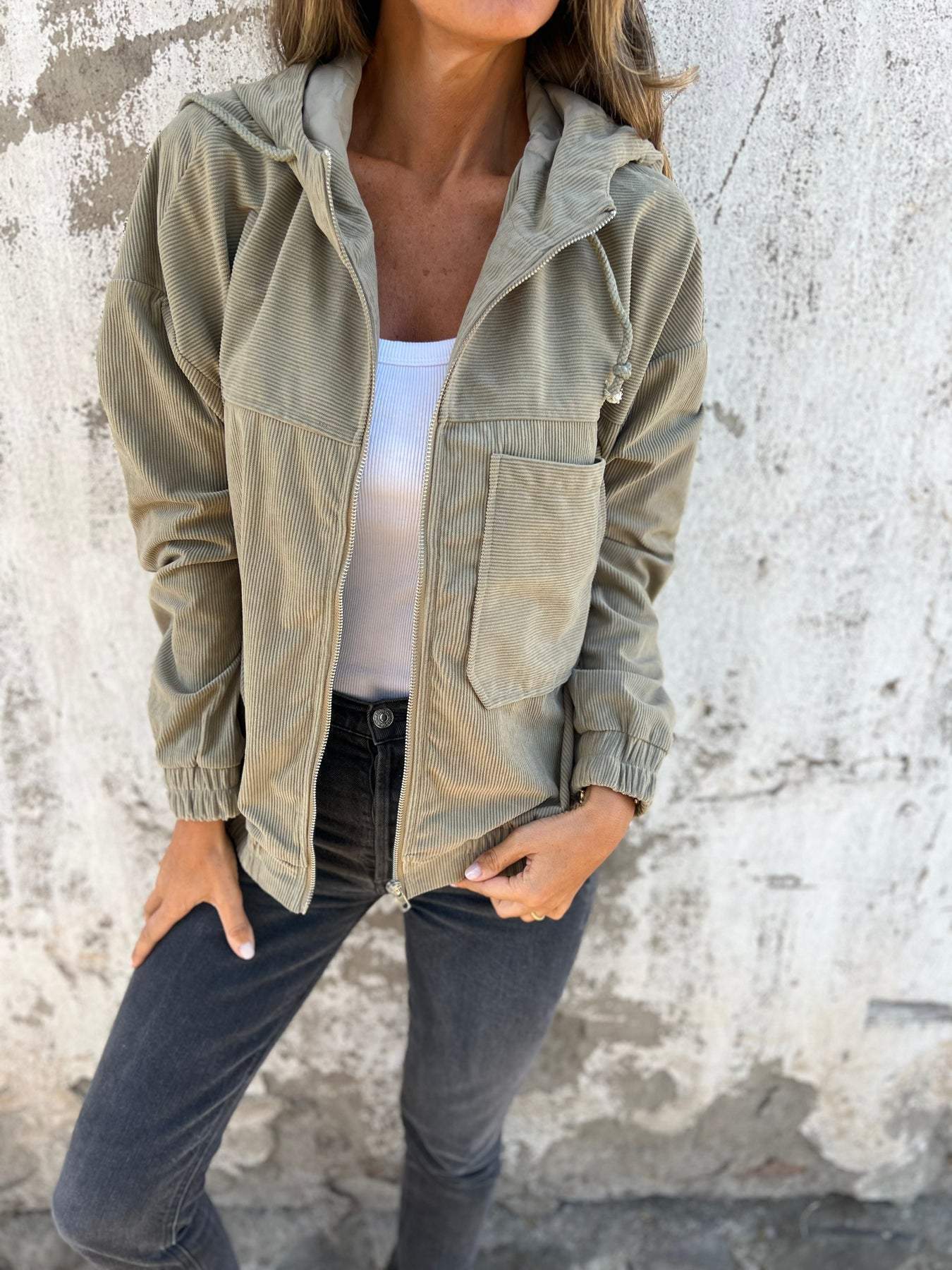Cord Übergangsjacke Damen Mit Kapuze Und Zipper | Leicht