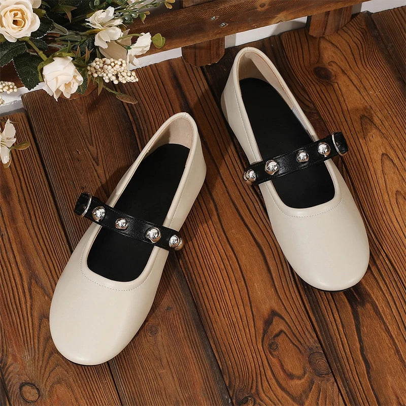 Damen Dirndl Ballerinas Mit Nietenriemen | Oktoberfest