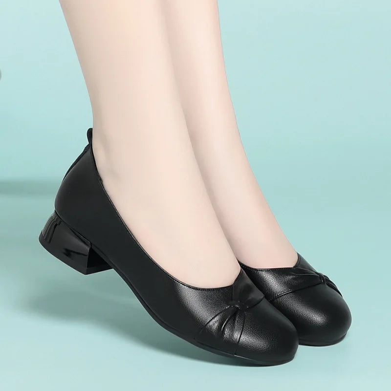Damen Dirndl Ballerinas Mit Schleifen Detail | Oktoberfest