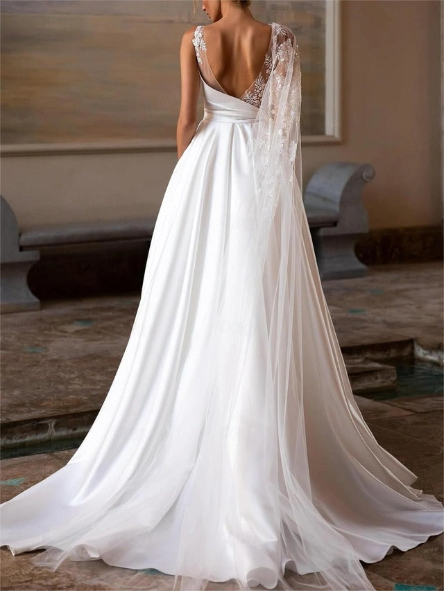 Damen Hochzeitskleidung Mit Spitze Und Schleppe | Elegant