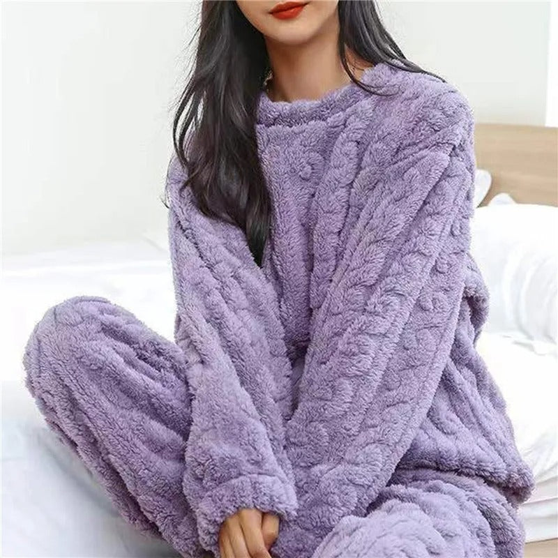 Damen Pyjama Set Flauschig | Warm & Bequem