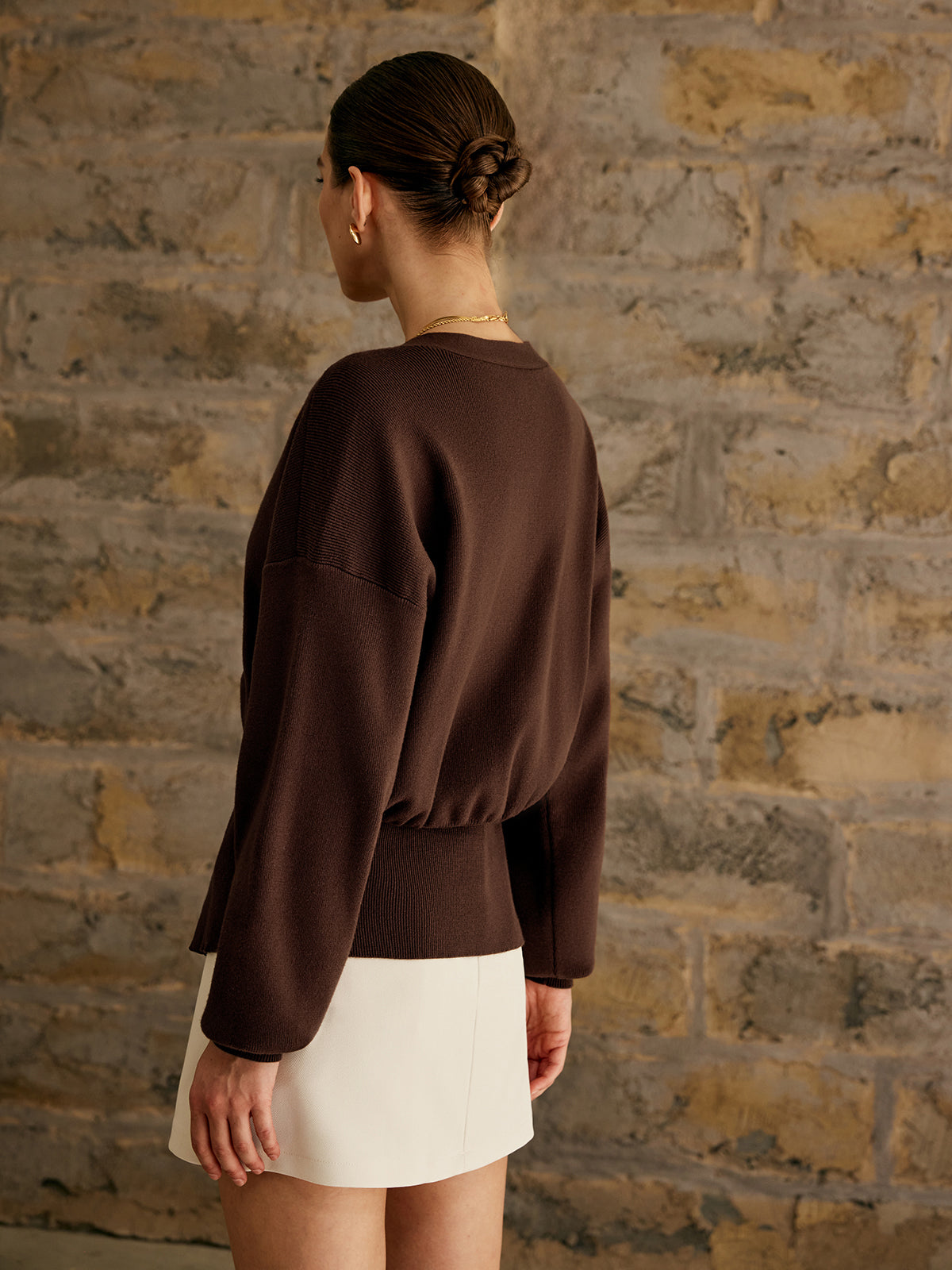 Damen Strickjacke Mit V-Ausschnitt Und Schmuckknopf | Elegant