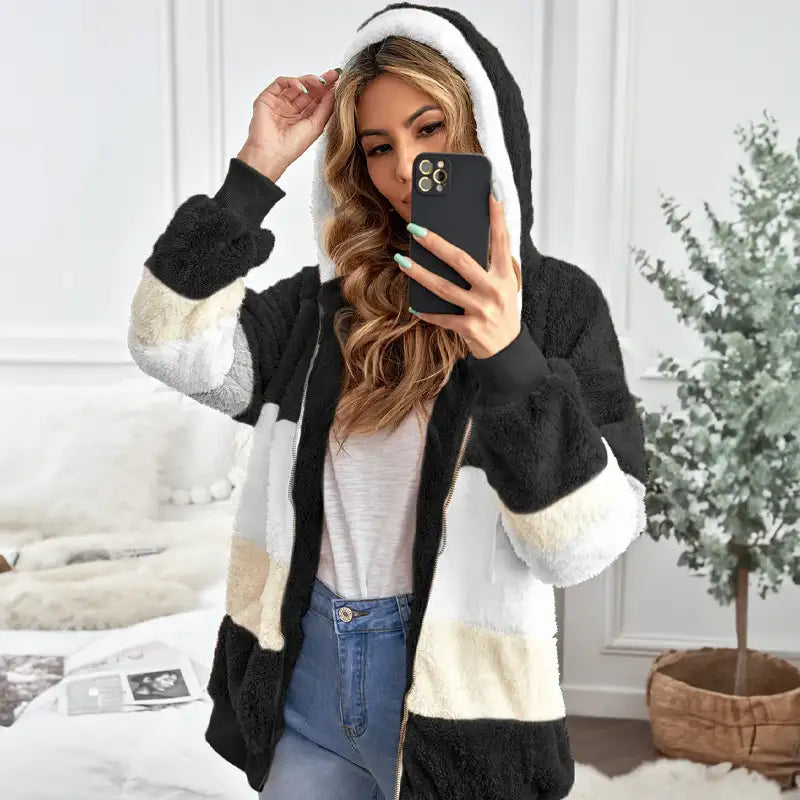 Damen-Winterjacke aus Teddyfell mit Kapuze | Warm