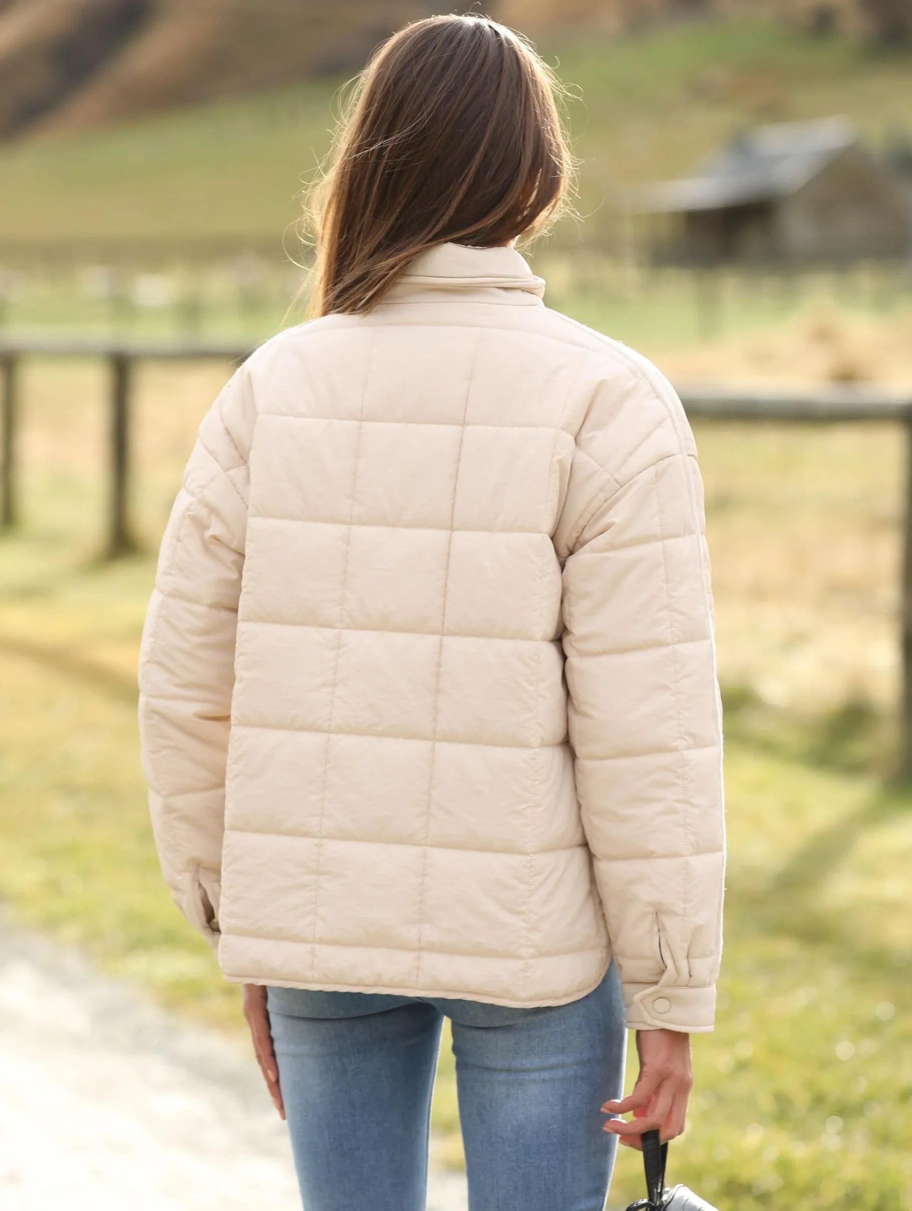 Daunenjacke Damen Mit Stehkragen Und Taschen | Winter