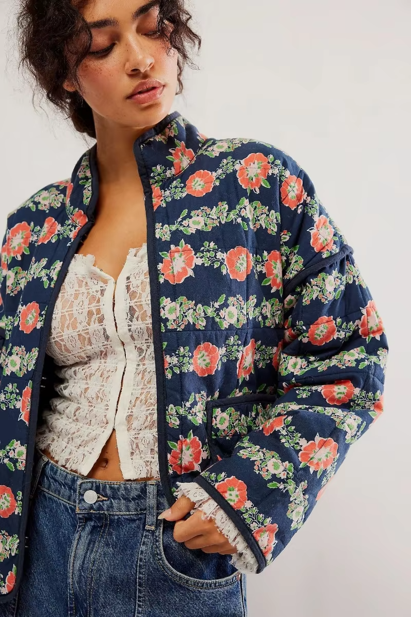 Stepp Übergangsjacke Damen Mit Blumenmuster | Kurz