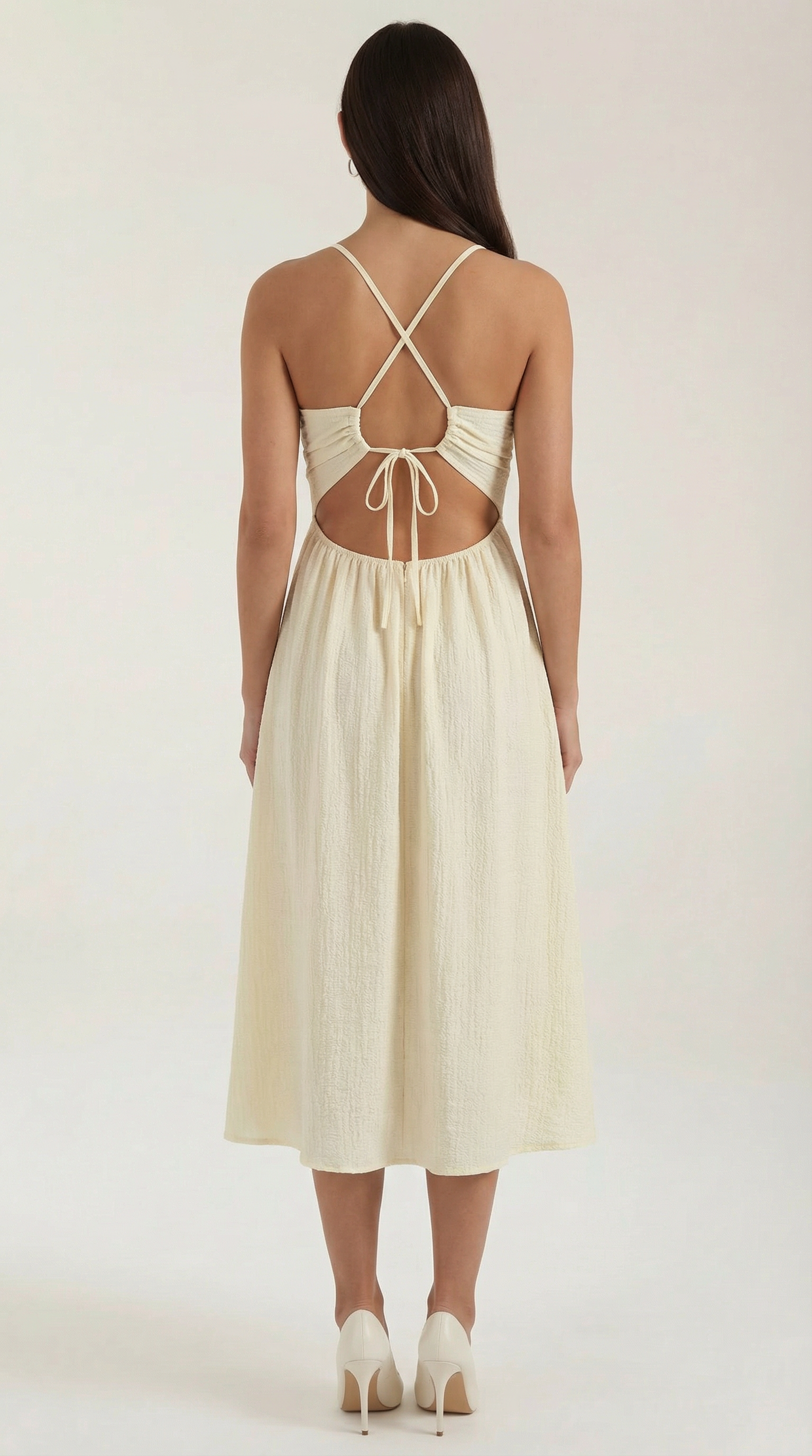Linvara - Midi-jurk met uitsnijding