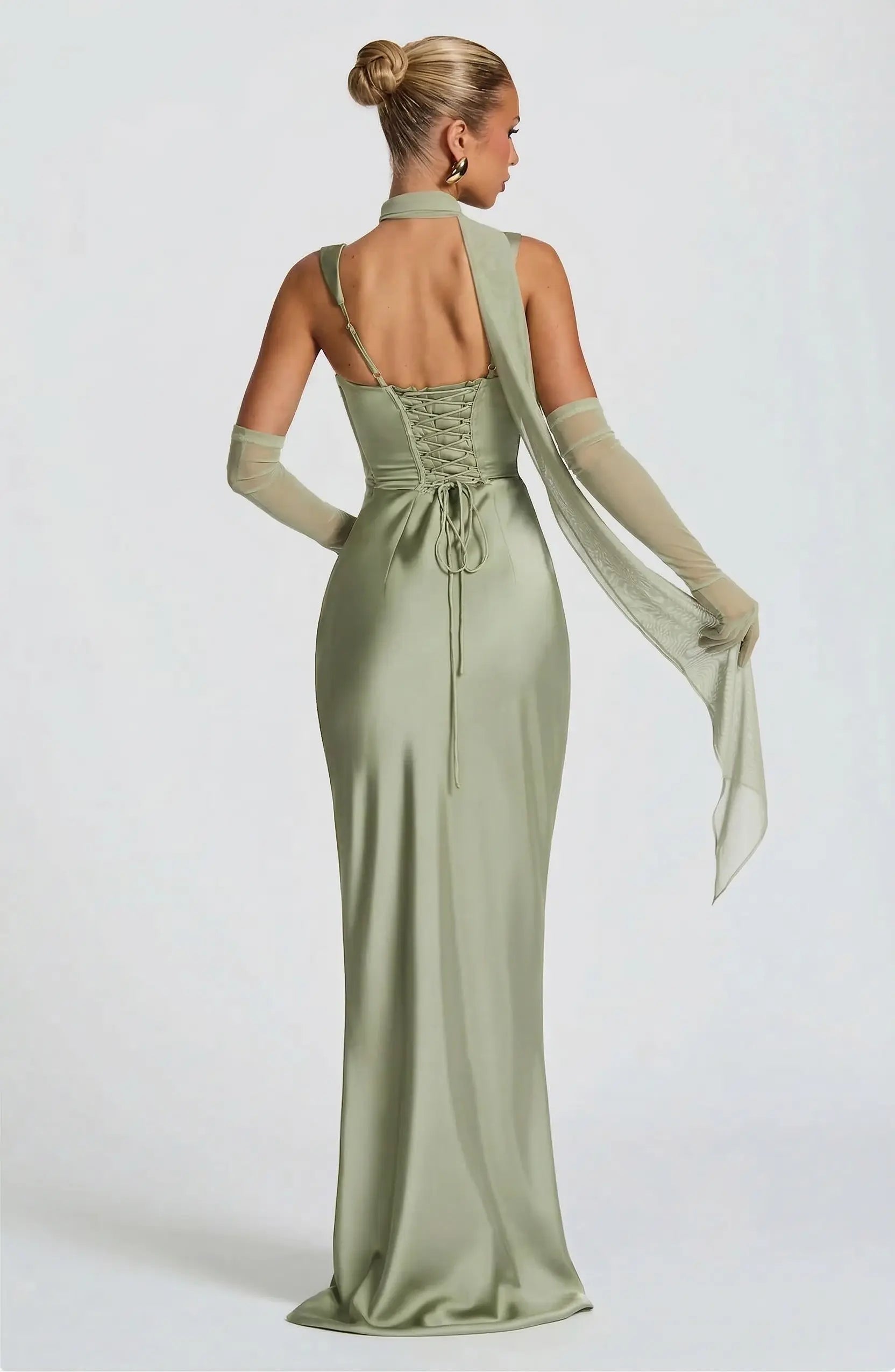 Calythéa - Vestido largo de satén con lazo en la espalda