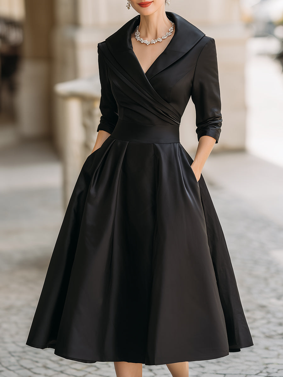 Soréline - Tailliertes Midikleid Mit Wickelkragen